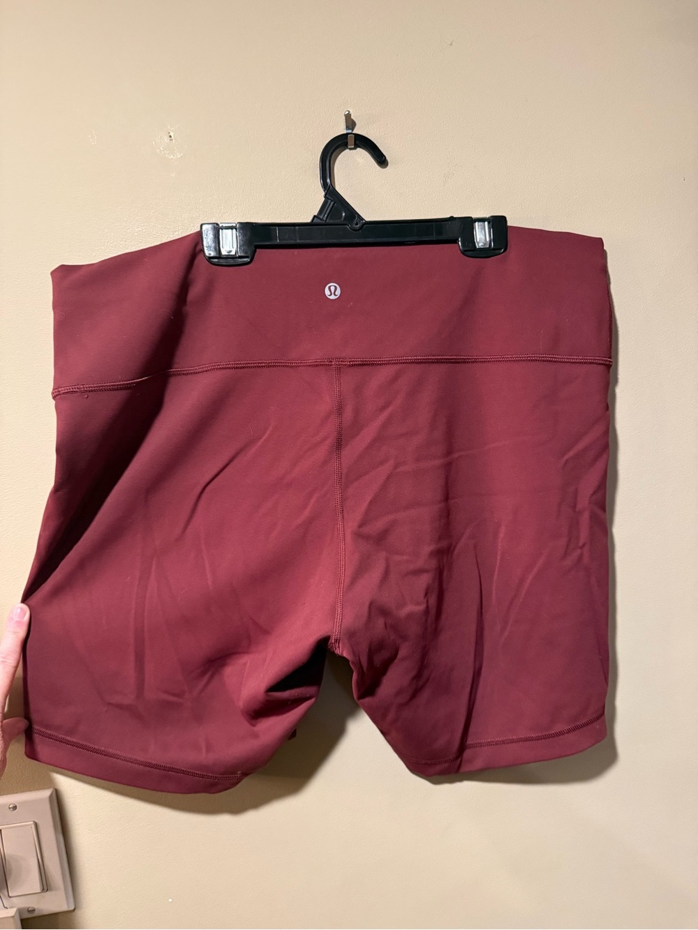 Lululemon Athletica Wunder Train Burgundy High-Rise Shorts - Picture 3 of 10